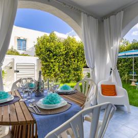 D R Holiday Home