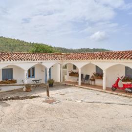Cortijo Grande, khách sạn ở Rubite