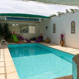Clos des Fontaines - Chalet, hotell i Venasque