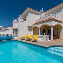 Villa Encantada
