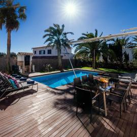 Villa Amarador, hotel v mestu Santanyi