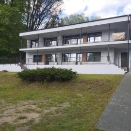 Apartamenty nad Jeziorem Michalak, hotel en Długie