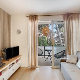Bonito Apartamento En Gava Mar