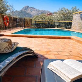 Casa Mago de Oz by At Home Costa del sol, Hotel in Alfarnate