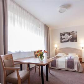 Villa Anna - Noclegi Rooms - FREE parking, taras, 1500m do Starówki, hotel in Gdańsk