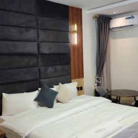 Ife में, होटल The Adeza Hotel