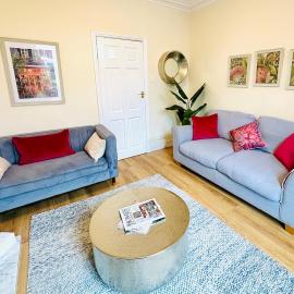 Hip Hideaway in the trendiest part of Town, hotel em Nether Edge