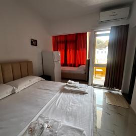 ApartHotel XH, hotel in Golem