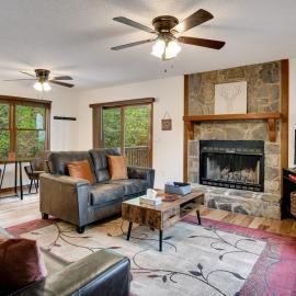 Elk Ridge Retreat -Hot Tub- Firepit-Fireplace