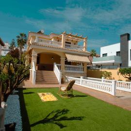 Villa ilusión Rincón - Amplia y Luminosa