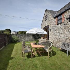 2 Bed in Mold oc-77603, hotel a Caerwys