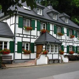 Wißkirchen Hotel & Restaurant, hotel en Odenthal