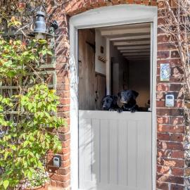 Sweet and cosy School Cottage