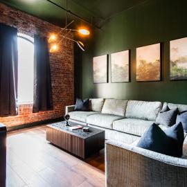 Hollyhock Suite 505