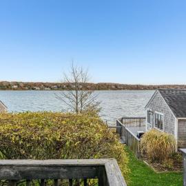 Peaceful Waterfront Cottage Escape, hotel v destinácii Eastham