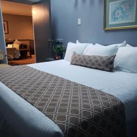 AttitashResort! 2-flr, 1-br, secure check-in, hotel in Bartlett