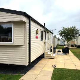 Peaceful 8-Berth Caravan Retreat Pet Friendly - Malvern View Holiday Park, hotel di Stanford Bishop