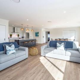 Arthurs Vineyard - Sleeps 10