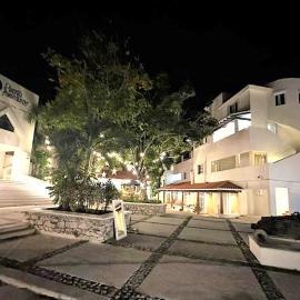 Beautiful apartment, prime location, beach 2 minutes away, hotel a Puerto Aventuras