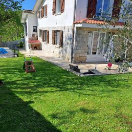 Sartrous, hotel di Lavelanet