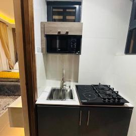 Luxury Studio Apartment, hotel Ilado városában