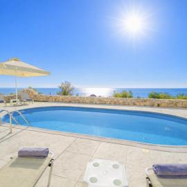 Villa Dioni Thio, hotel in Pirgos