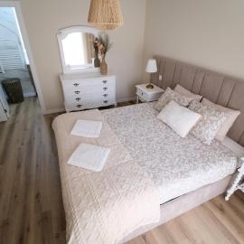 Esmeralda house com garagem privada