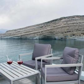 Thalassoresort UPSTAIRS، فندق في ماتالا