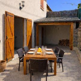 CAL QuEROL UR casa amb jardí i bbq i billar, hotel u gradu 'Ur'