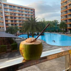 CB205 Thai Studio Condotel777 next to the longest and cleanest beach