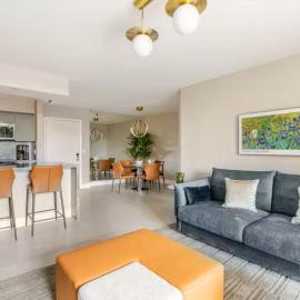 Newly Renovated Condo at The Yacht Club Aventura 1305