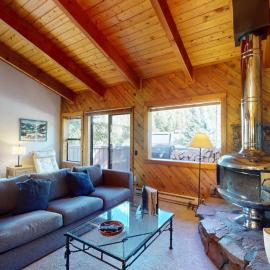 Smokey Plaza Condo 1