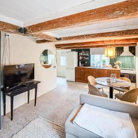 Amazing Apartment In Råå With Kitchen