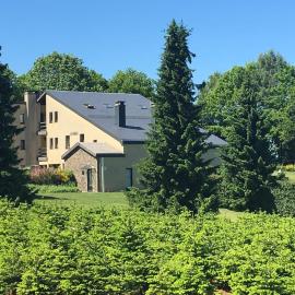 Family Apartment Bouillon and Semois River