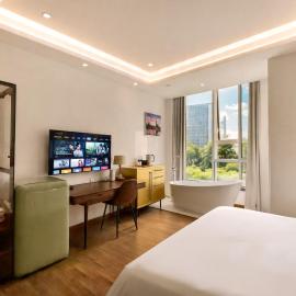 YANG TRAVEL Hotel 重庆解放碑洪崖洞店, hotel u gradu 'Chongqing'