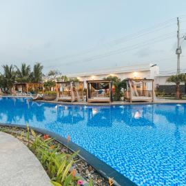 Fairy Hills Hotel