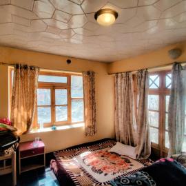 Hotel T-Suru Leh, hotel Lehben