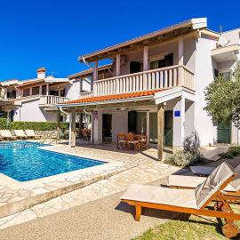 Cozy Apartment In Palit With Wifi, hotel in Palit