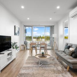 Elevated 2BR & Sofa Bed Apartment in the Heart of Prospect, hotel in Prospect