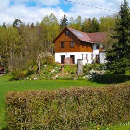 Ferienhaus mit Garten