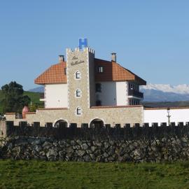 San Vicente de la Barquera में, होटल Hospedería Las Calzadas