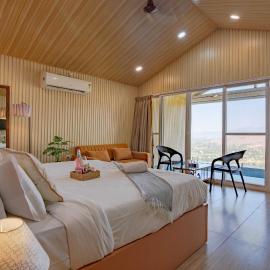 Azure Resort - A Private Pool Retreat, hotel i Kolvan