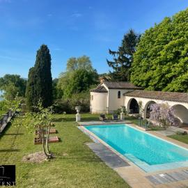Appartement scandinave élégant, Domaine Cornevent Lyon, parc & piscine, hotel u gradu Vernaison