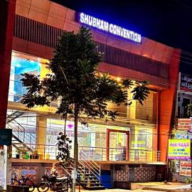 Hotel Shubham, hotel a Karīmnagar