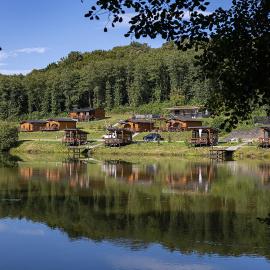 White Horvat відпочинкова еко база, hotel u gradu Volya Mala