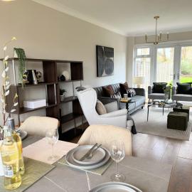 Spacious house for 7 - Ideal for Solihull NEC - Work and Family Groups