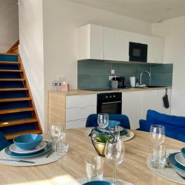 Duplex d Iroise rénové 2 chambres Centre Gouesnou Parking & Wifi, hotel in Gouesnou