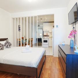 Comfort Residence Free 10 CAD Daily Breakfast Voucher Per Guest Plateau Saint Denis Mont Royal Metro 5 Mins Downtown Effective Reservation Made After September 07, Hotel in Montreal