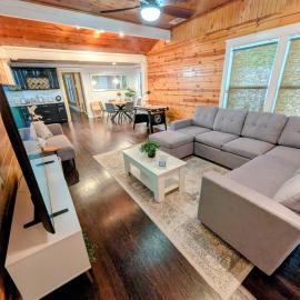 Woodhaven Cottage Downtown McKinney