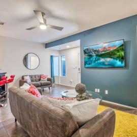 Sleek Modern 4BR Near Fort Bliss